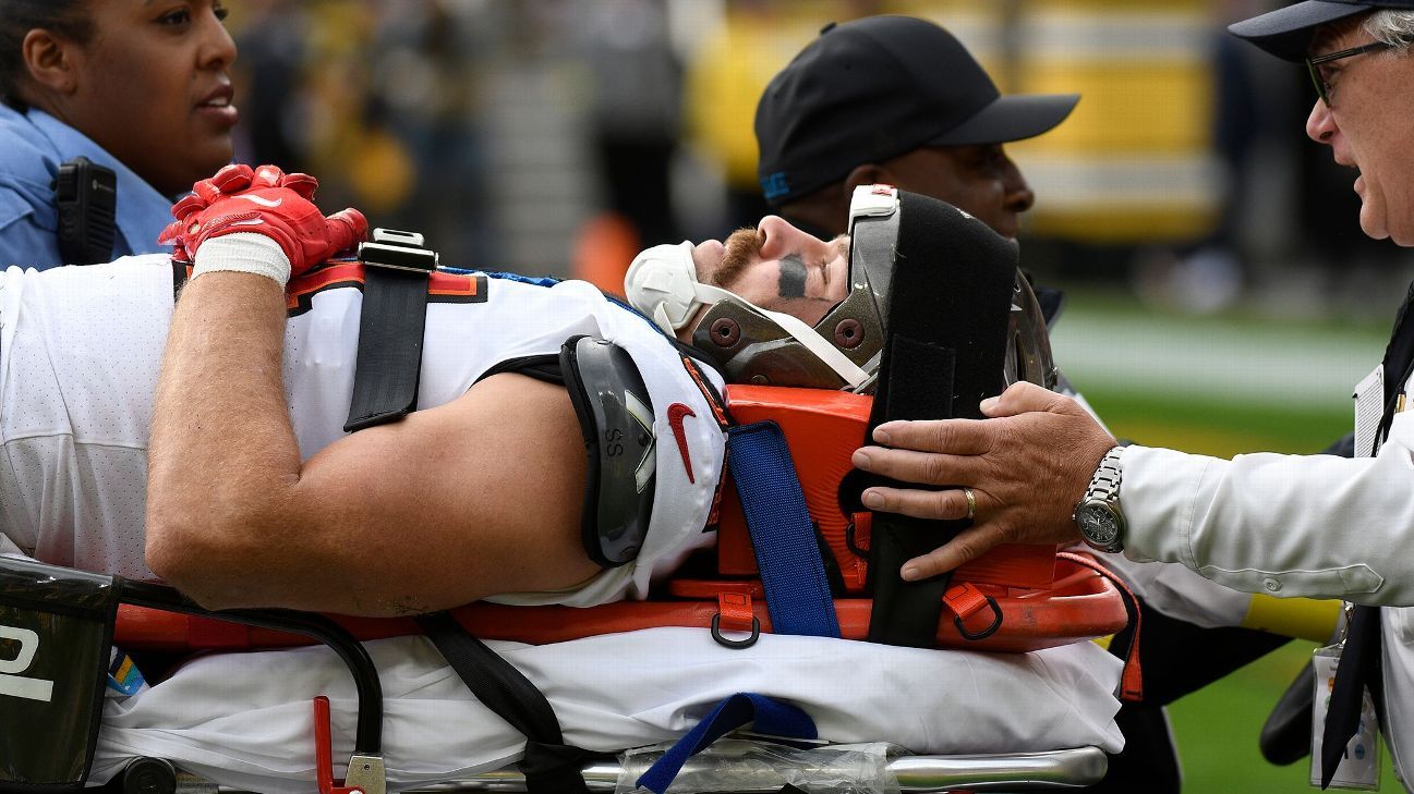 Buccaneers TE Cameron Brate taken off field on stretcher