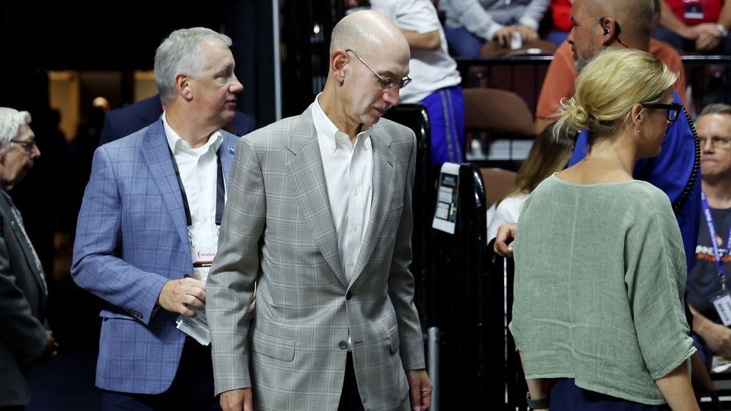 Adam Silver apologizes to Suns employees, says he takes responsibility for NBA l..