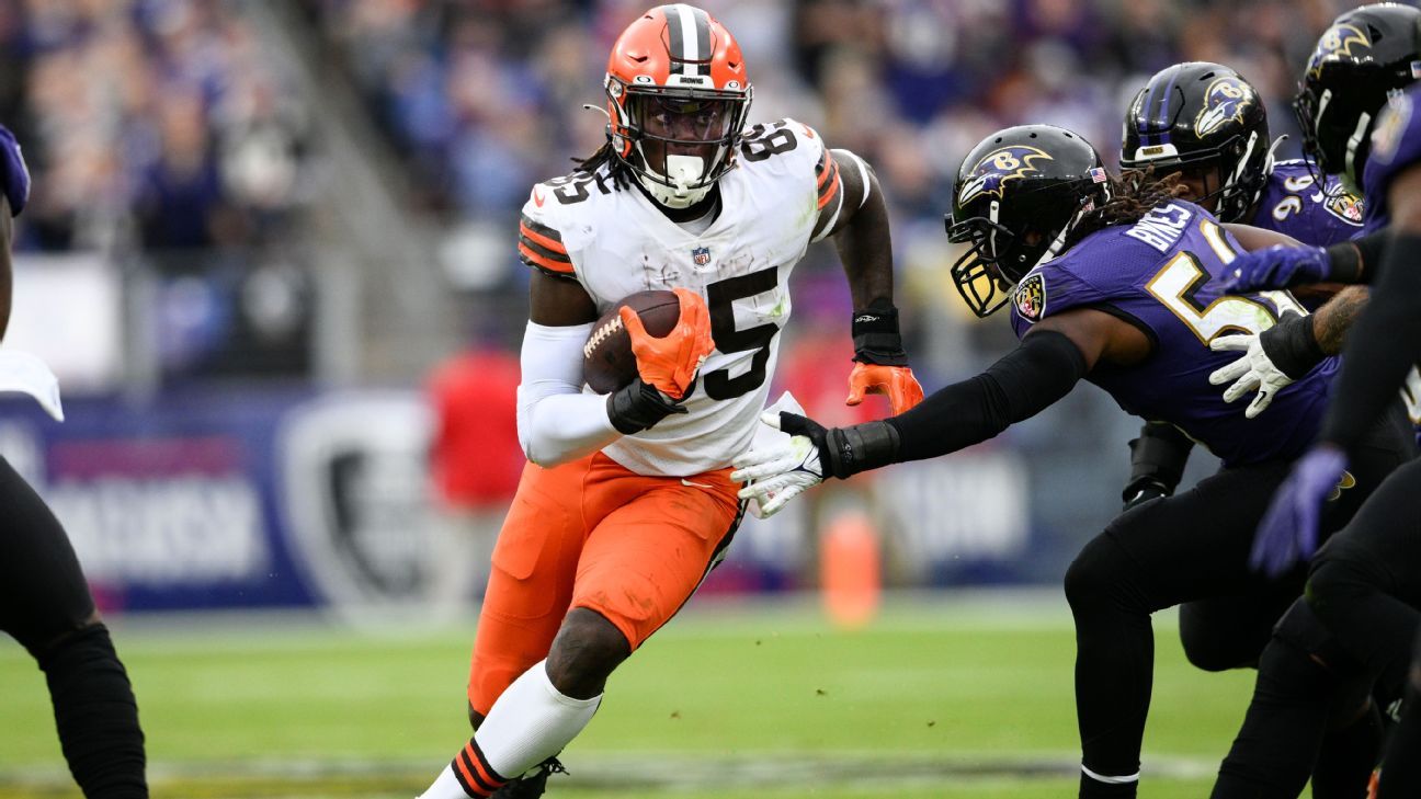 Browns TE David Njoku (ankle) to miss 2-5 weeks, source says