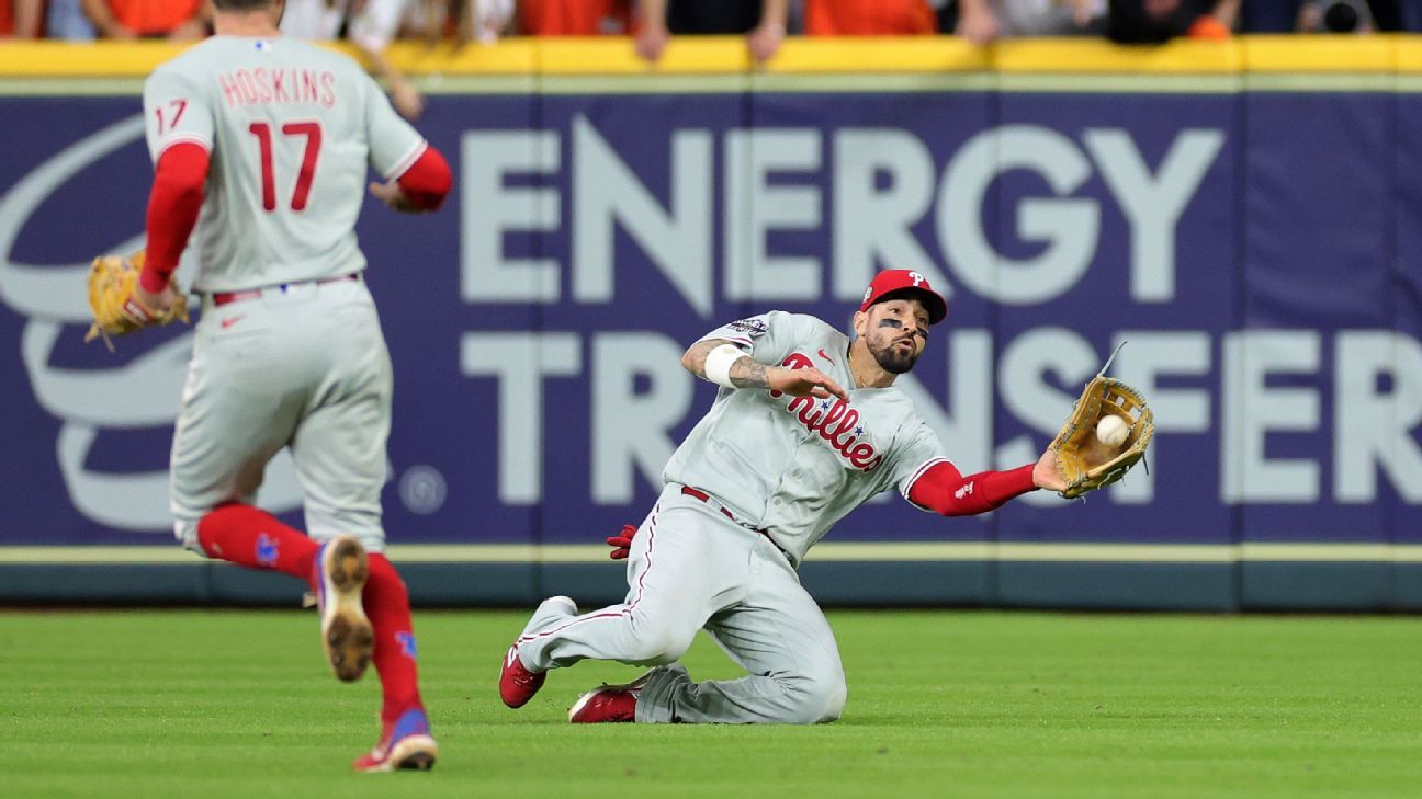 A game-saving catch ... by Nick Castellanos?! Inside the Phillies' latest miracl..