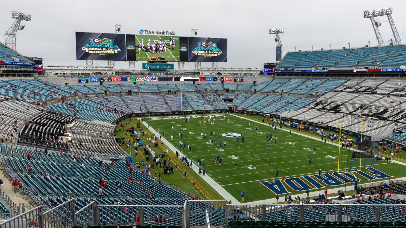 Jaguars, Florida, Georgia condemn antisemitic message at game