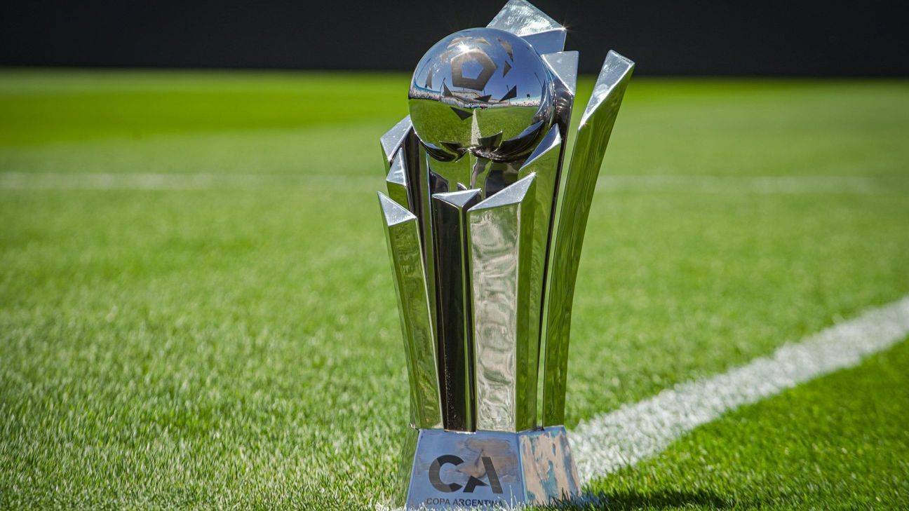 Equipos de fútbol de la Primera C argentina: Club El Porvenir, Club  Atlético Excursionistas, Club Atlético Talleres