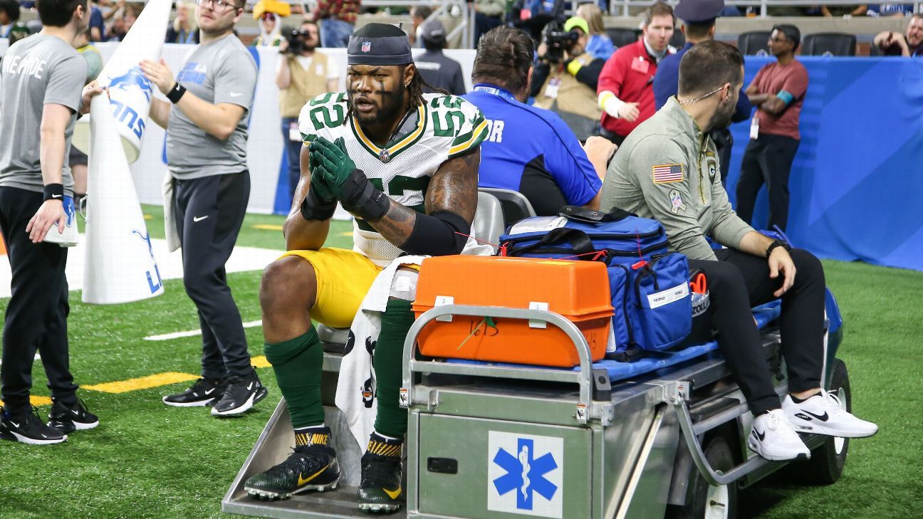 Packers running back Aaron Jones seen in walking boot following