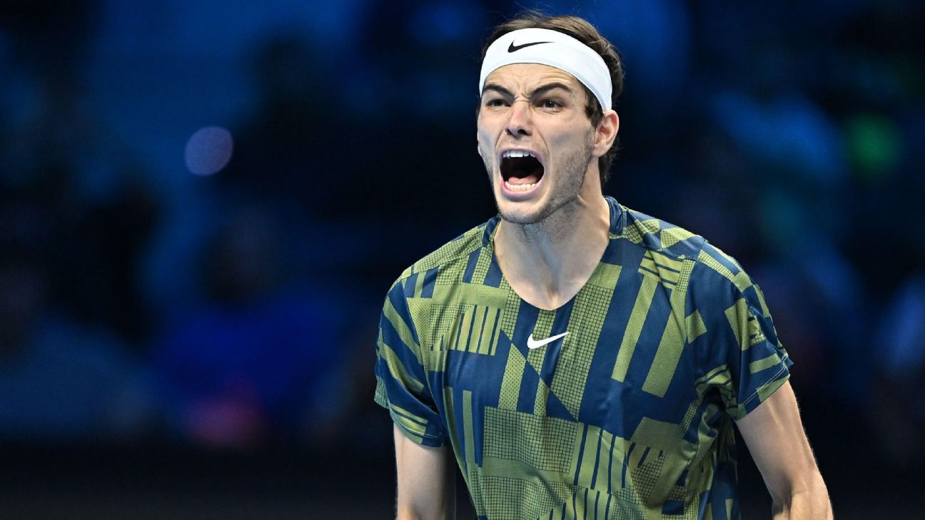 Melhores momentos Novak Djokovic x Taylor Fritz pelo ATP Finals (2-0)