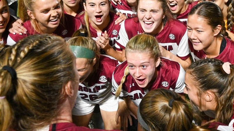 Barry's goals advance South Carolina to Sweet Sixteen - Vimarsana News