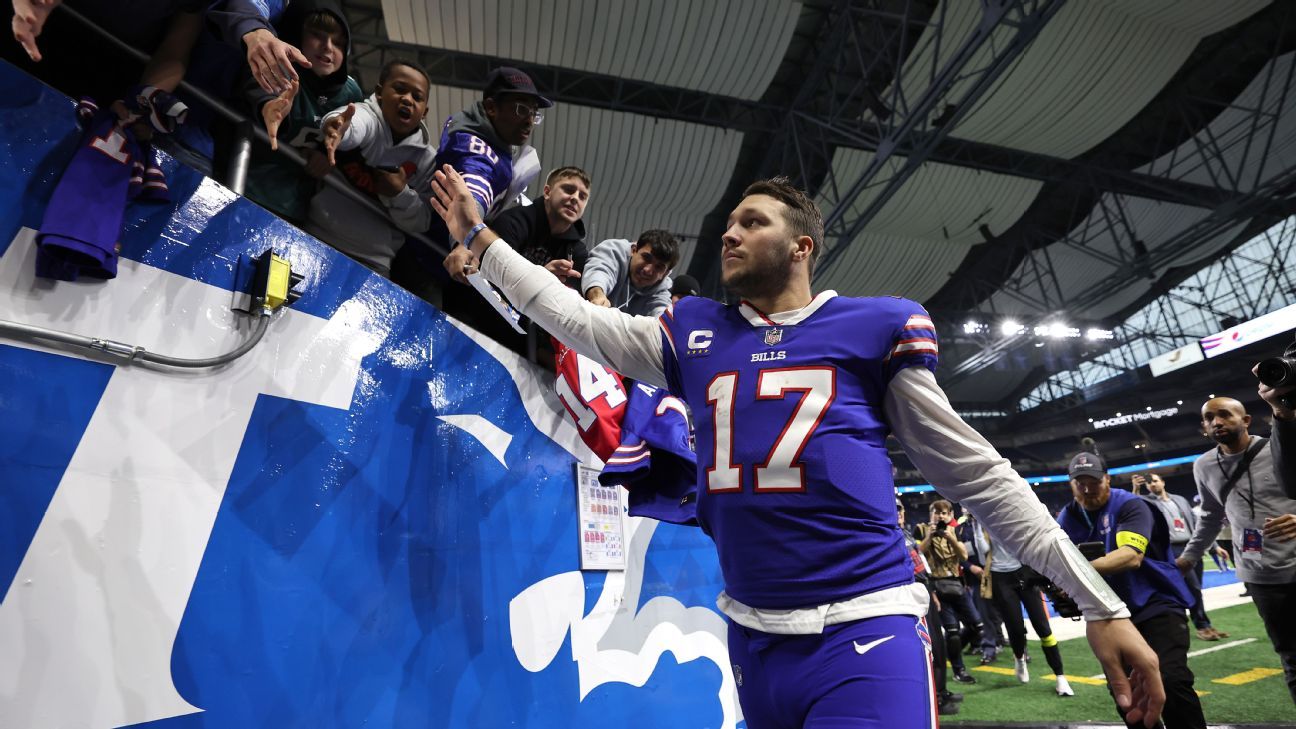 Photos: Week 11 - Browns at Bills Game Action