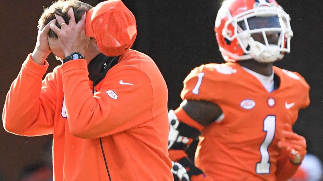 Clemson's CFP hopes crash as Tigers fall to South Carolina