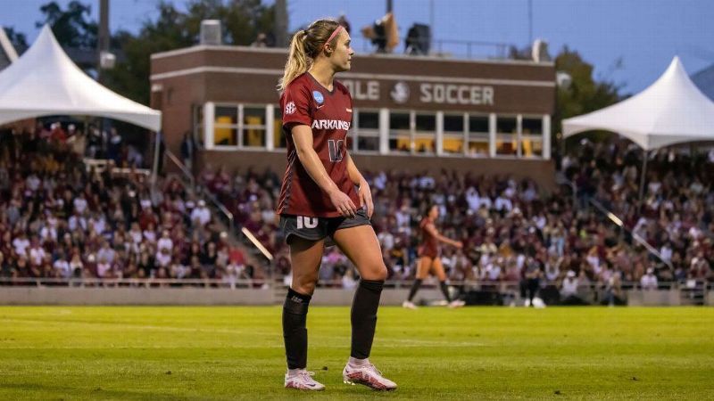 Hogs' dream season ends in Elite Eight vs. Seminoles