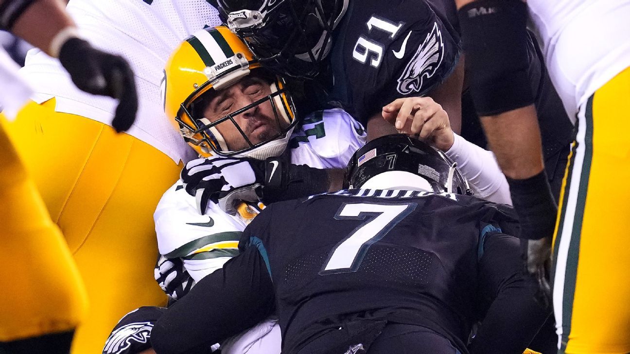 Predicting NFL Week 13 upsets, plus weekly buzz, notes
