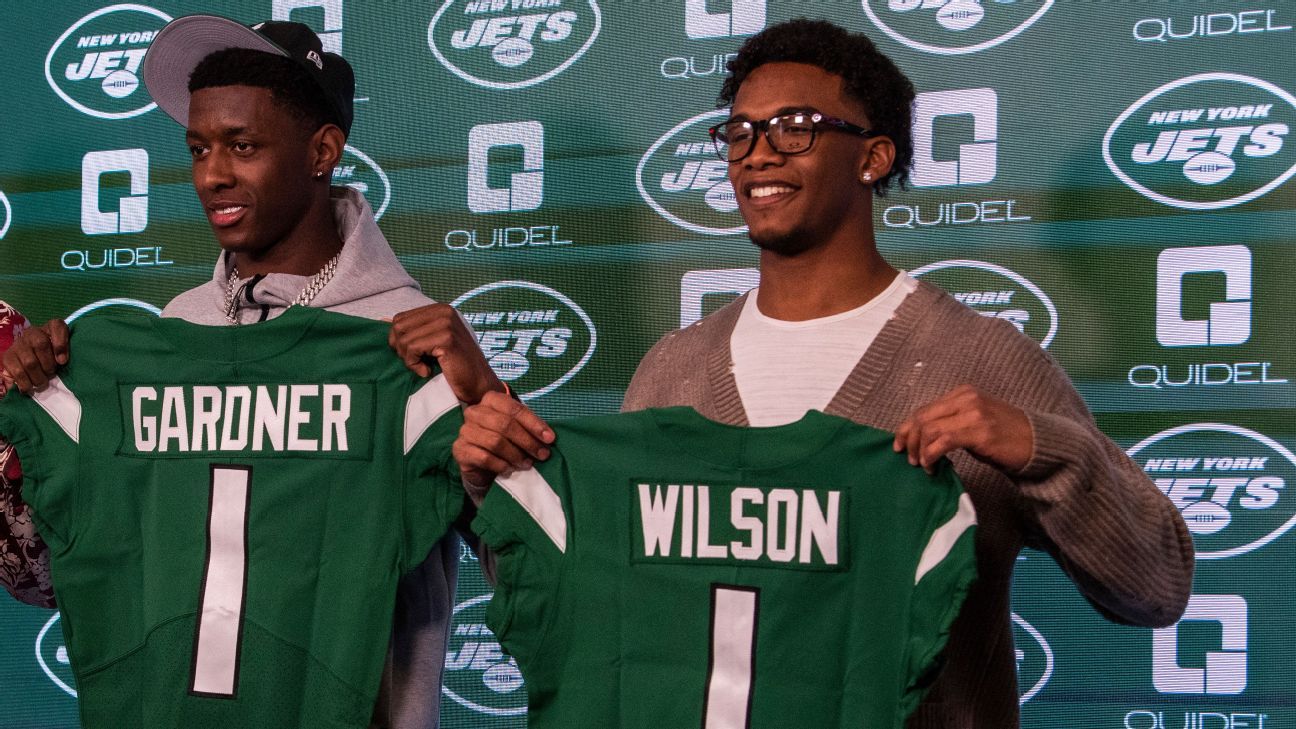 Breece Hall, Sauce Gardner and Garrett Wilson New York Jets