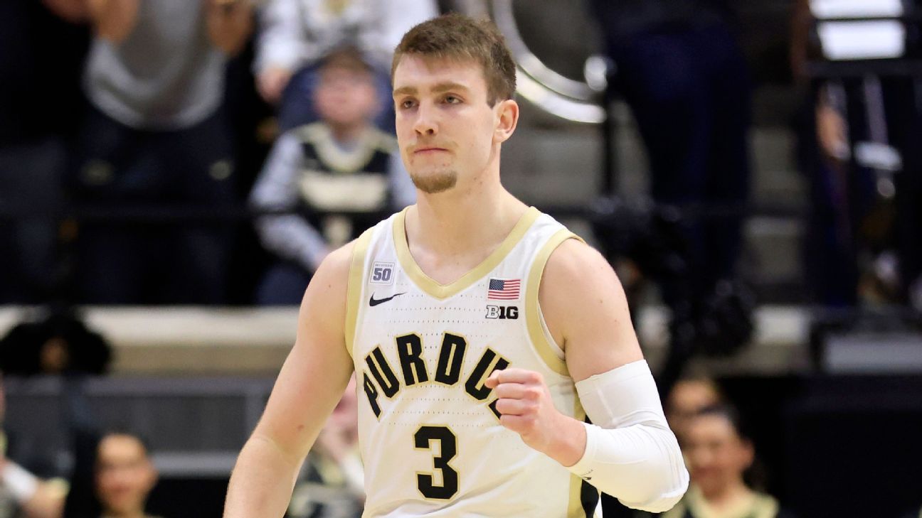 Purdue, UConn remain at top of AP men's basketball poll