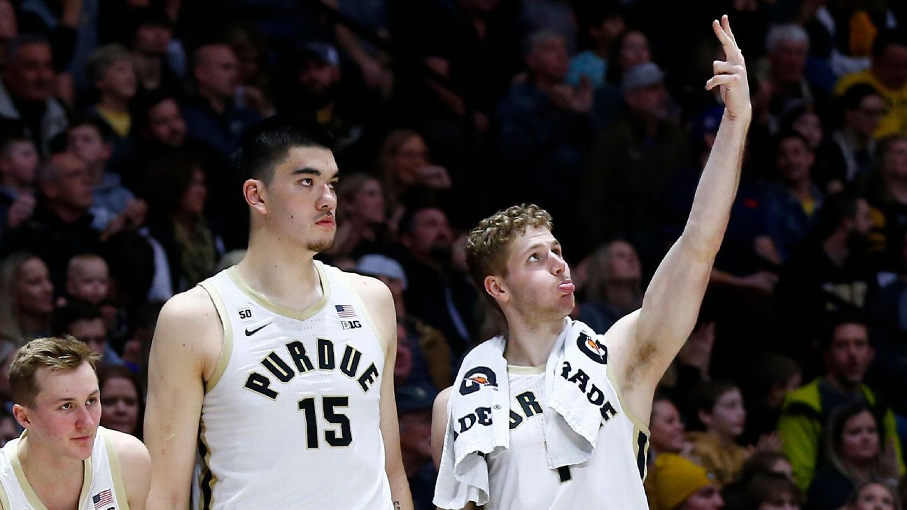 Purdue still No. 1; Charleston ends 20-year AP poll drought