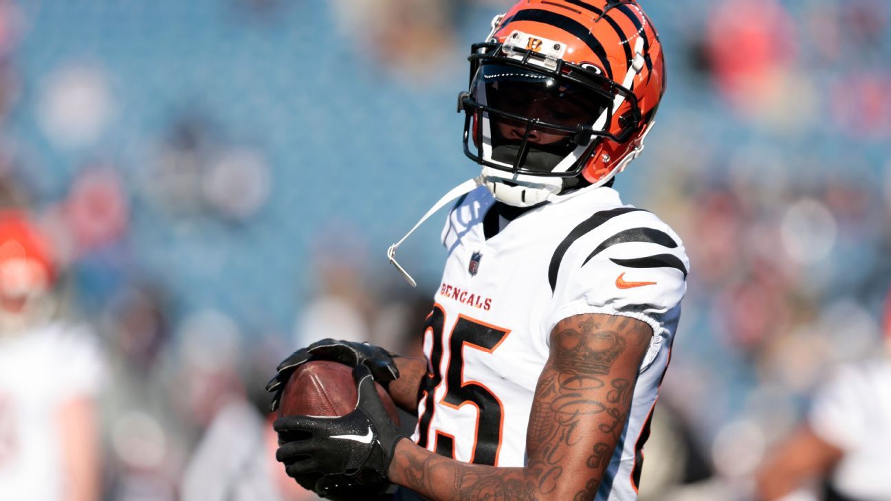 Bengals' Tee Higgins offers support to Damar Hamlin after Bills