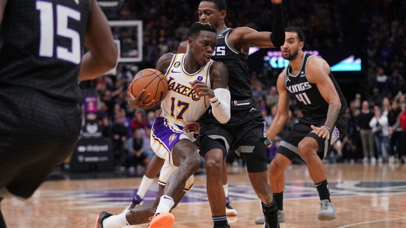 De'Aaron Fox of Team LeBron drives to the basket during the NBA