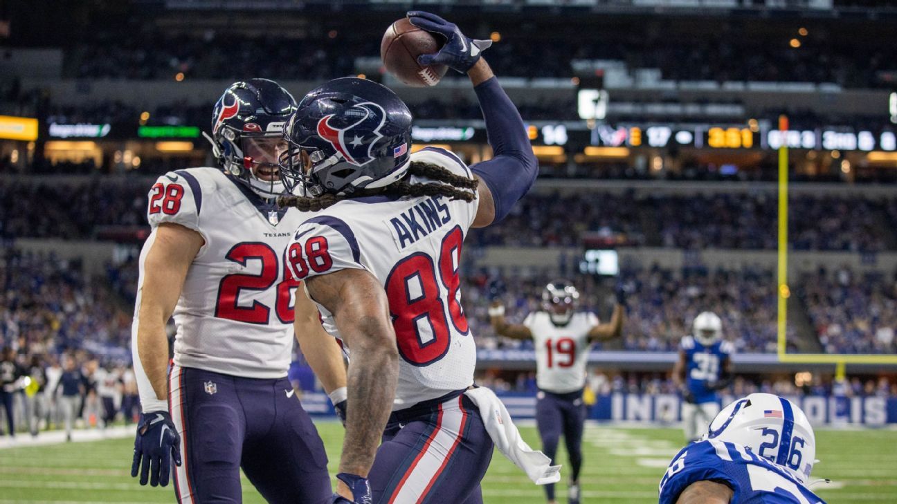 Texans survive Jets scare to secure win No. 10