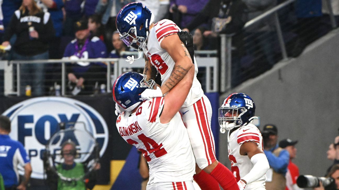 NFL playoffs: Giants upset Vikings thanks to Daniel Jones' big day