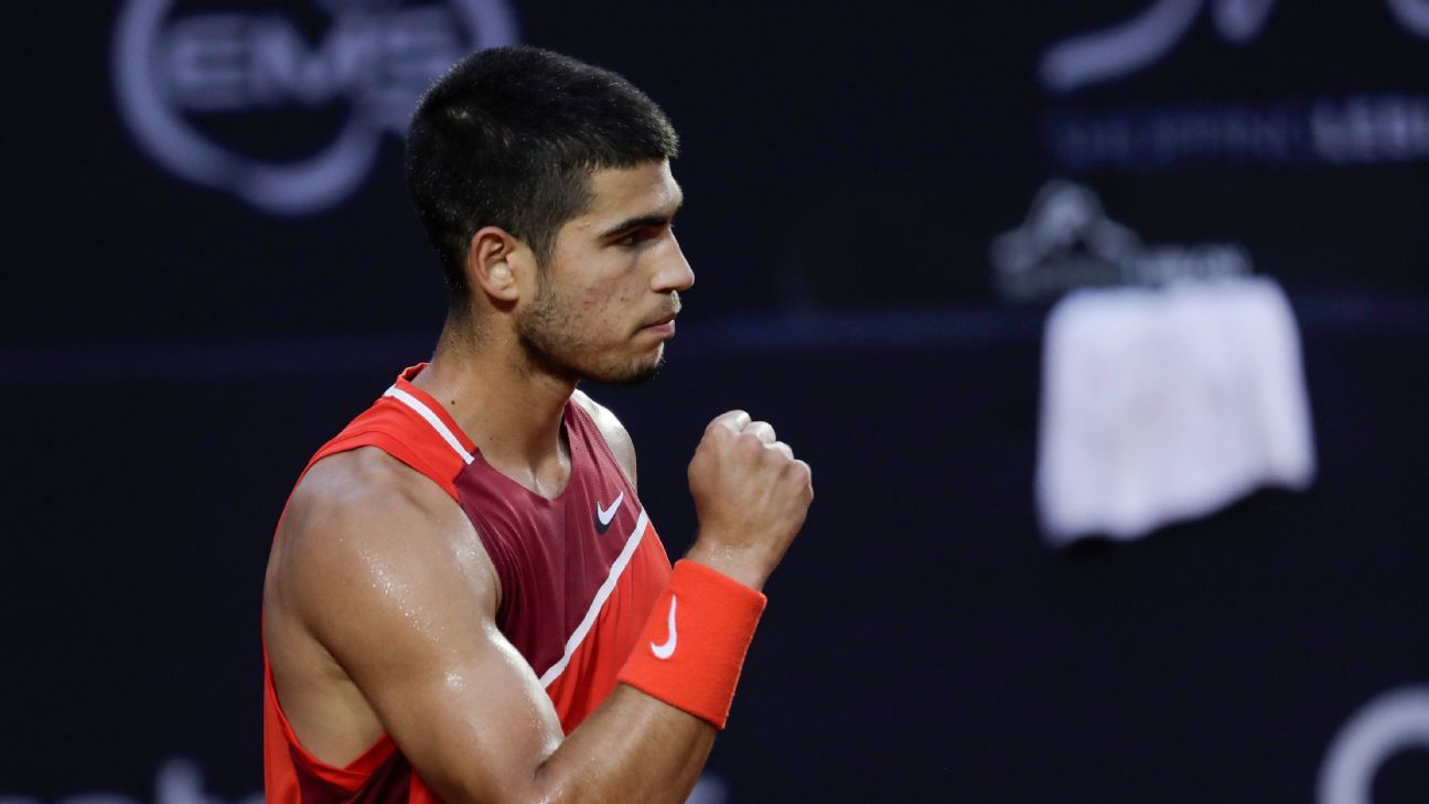 Carlos Alcaraz will play in the ATP 500 tournament in Rio in 2024