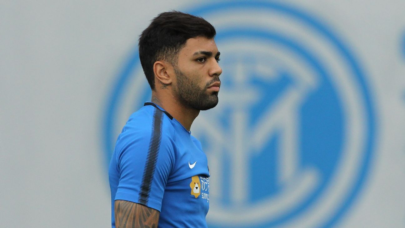 Com Gabigol e Vampeta, jornal escala pior Inter de Milão do século; veja como ficou o time