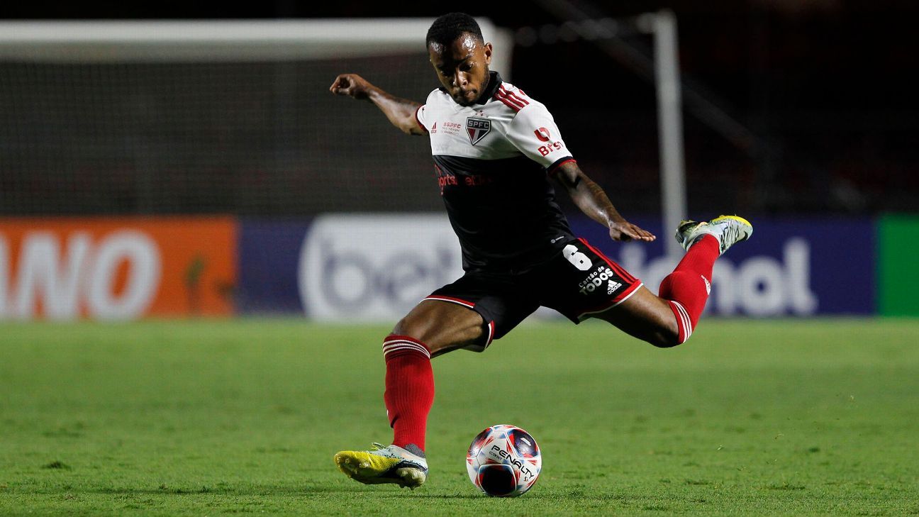 Welington lista ofertas da Europa para deixar o São Paulo, mas foca na final e revela até estudo do Flamengo na seleção: Vejo vídeos