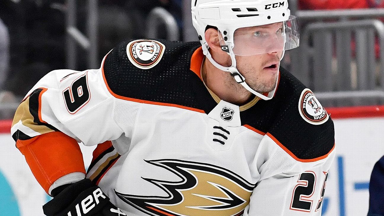 Penguins acquire defenseman Kulikov from Ducks