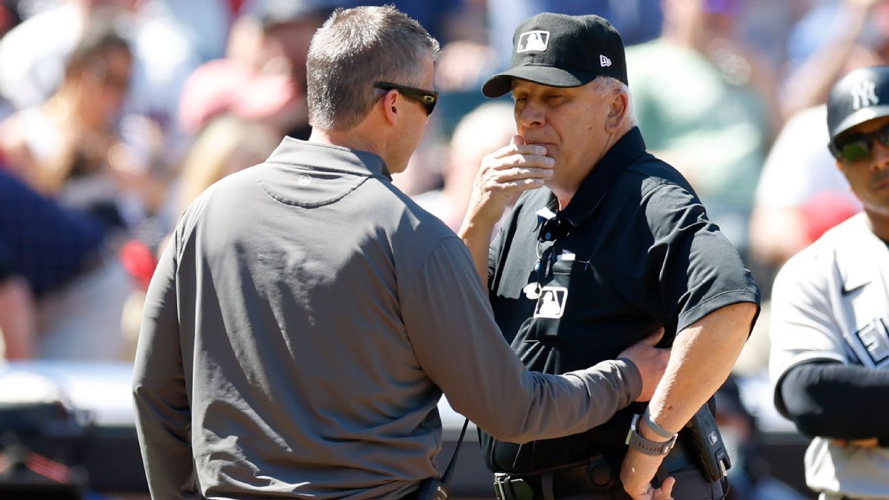 MLB ump Vanover still in hospital after hit in head by throw