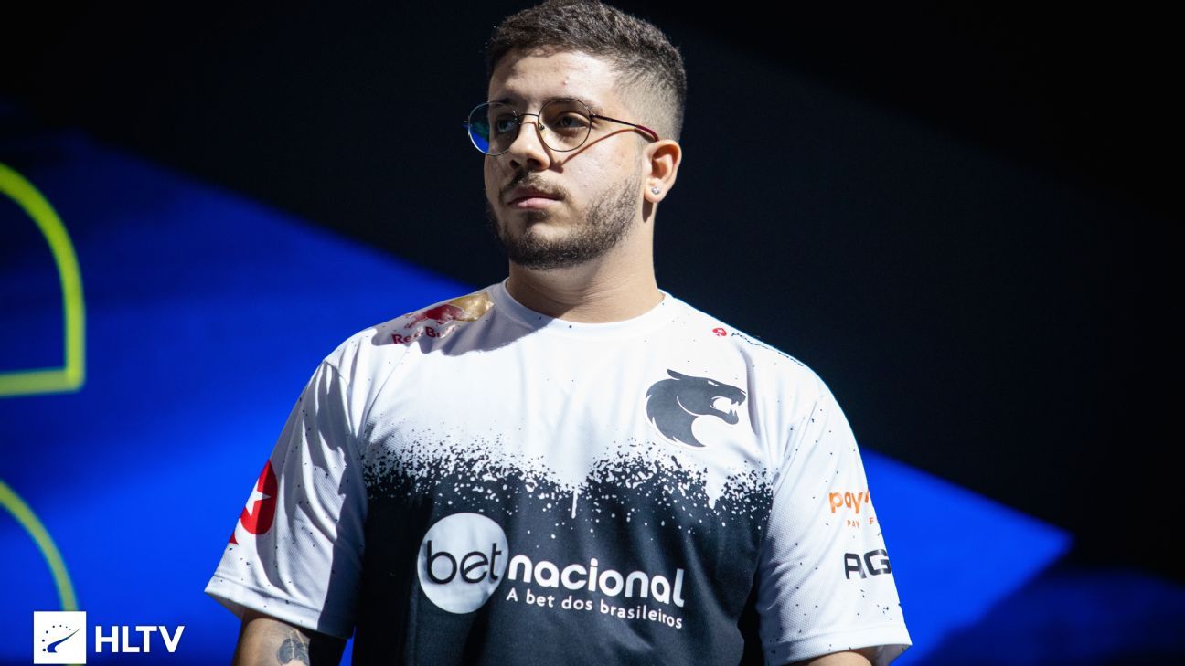 CS:GO: Jogadora trava e mesmo assim vence clutch e partida