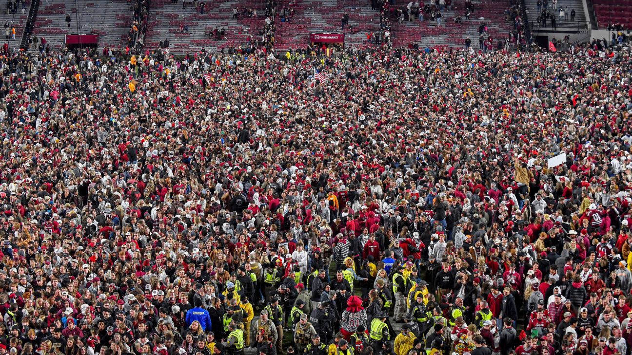 SEC is having 'meaningful' talks on field storming