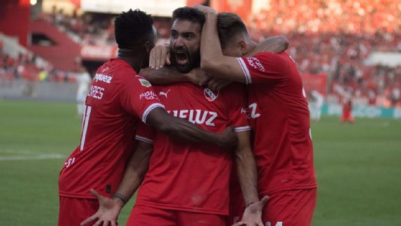 Martín Cauteruccio fue el héroe de Independente ante Tigre - ESPN