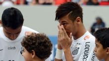 De golaço a choro em adeus: as vezes que Neymar chegou para jogo do Santos de jatinho, assim como agora contra o Remo