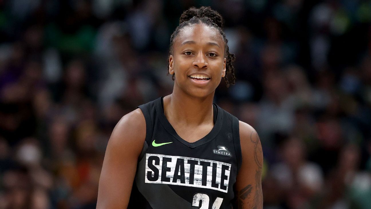 WNBA leading scorer Jewell Loyd sprains ankle, status unclear ESPN