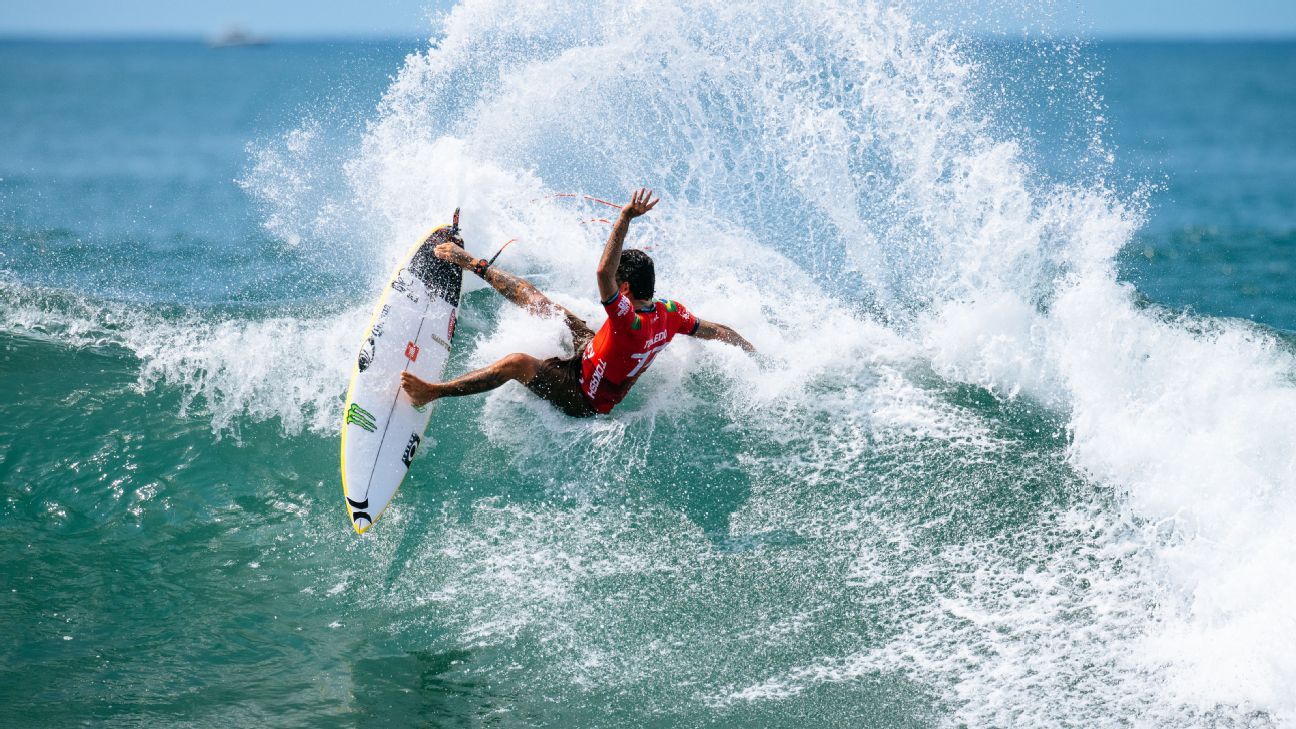 Filipe Toledo é campeão da etapa de El Salvador do Mundial de Surfe –  Prefeitura Municipal de Ubatuba