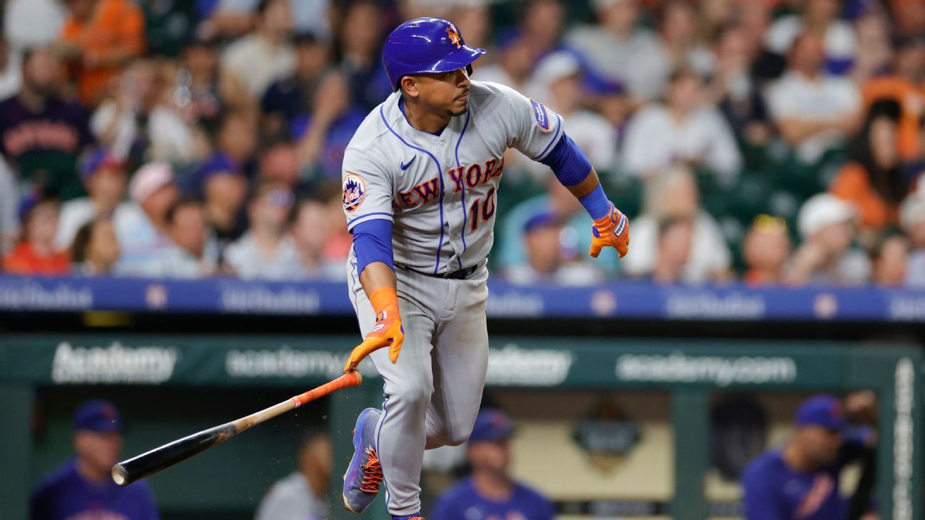 Mets trade Eduardo Escobar to Angels for 2 pitching prospects