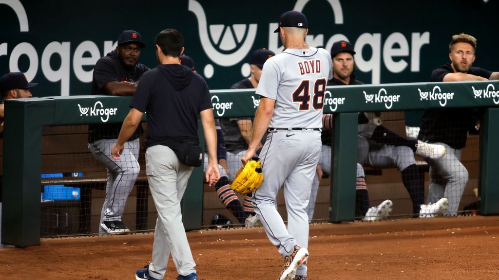 Tigers starter Boyd, reliever Vest exit with injuries