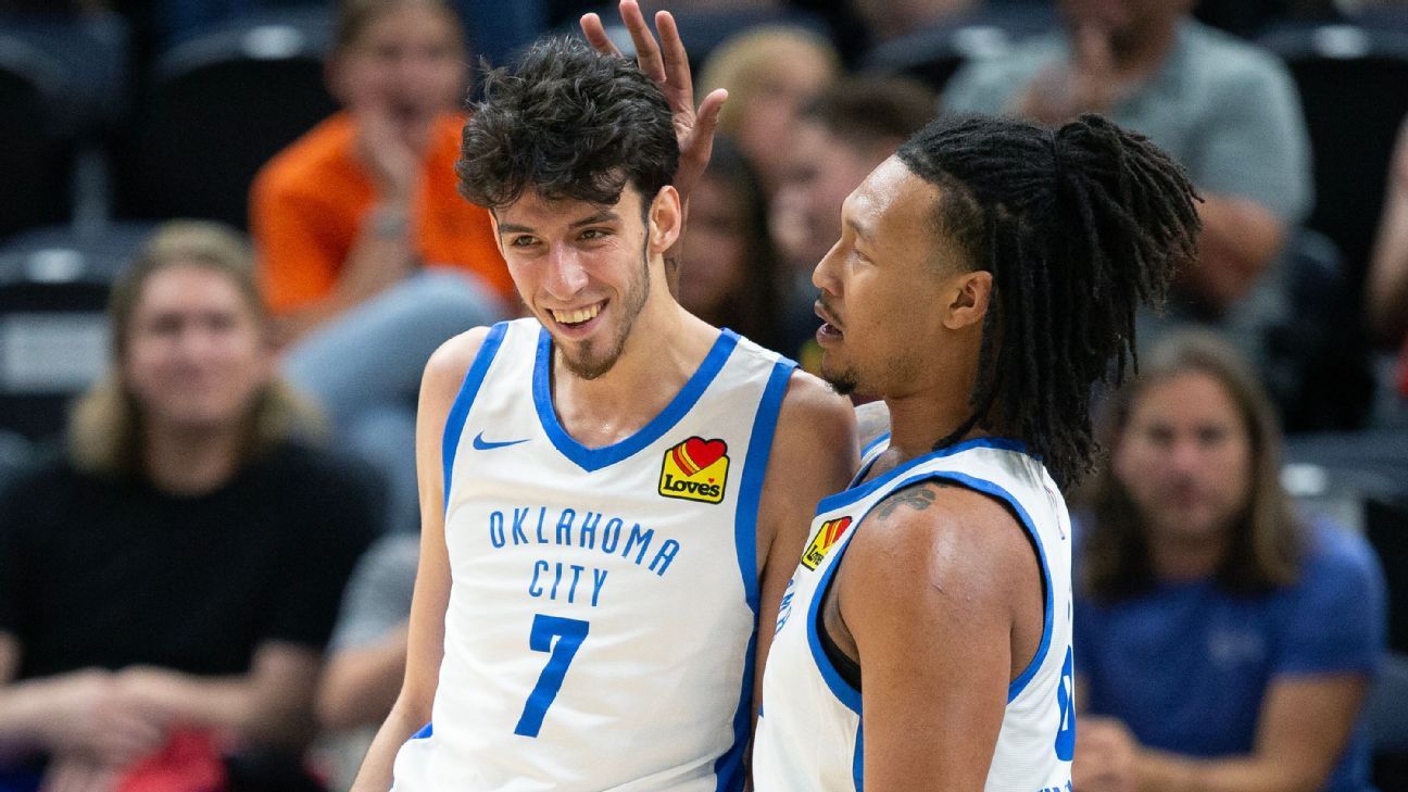 Thunder No. 2 pick Chet Holmgren silences critics in NBA debut with  game-high 23 points, 6 blocks