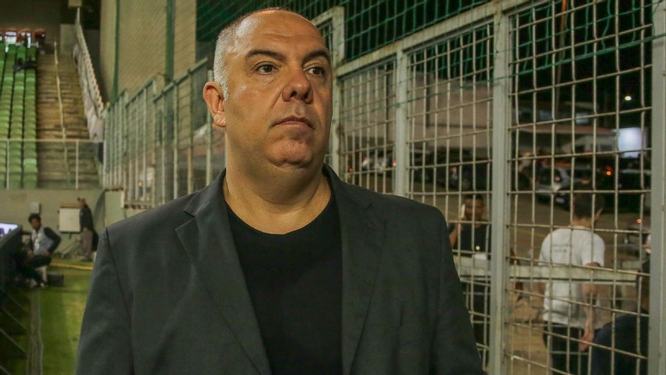 Braz, do Flamengo, e entregador chegam a acordo amigável para encerrar processo judicial.