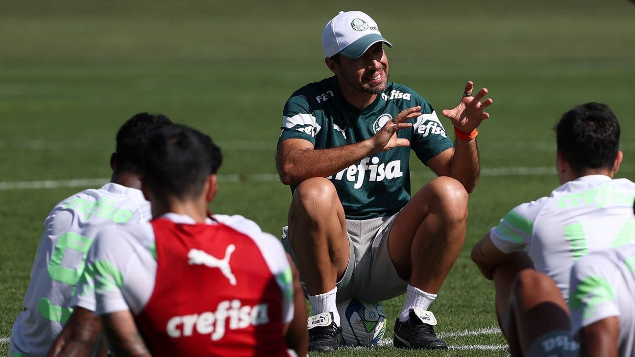 Abel lançou 23 jogadores da base no Palmeiras e usou mais de três times de pratas-da-casa; veja números