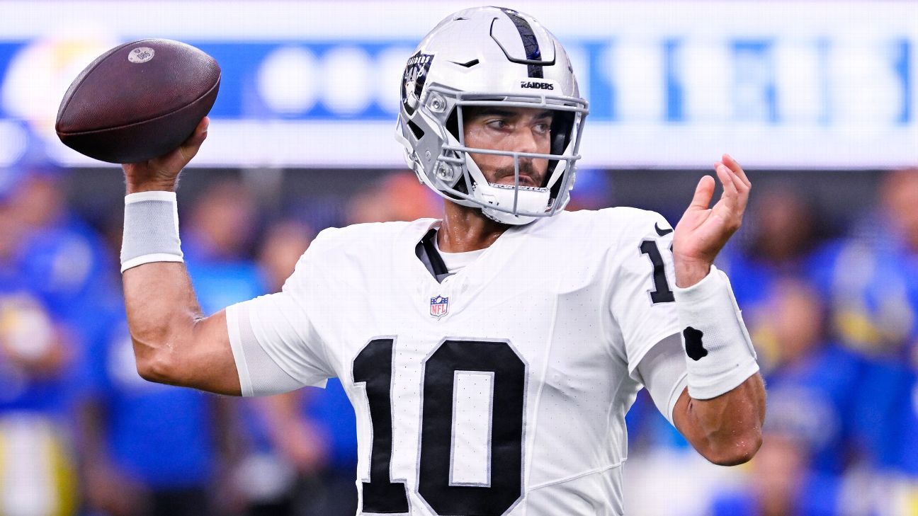 Raiders' Jimmy Garoppolo wins over locker room … again, Raiders News