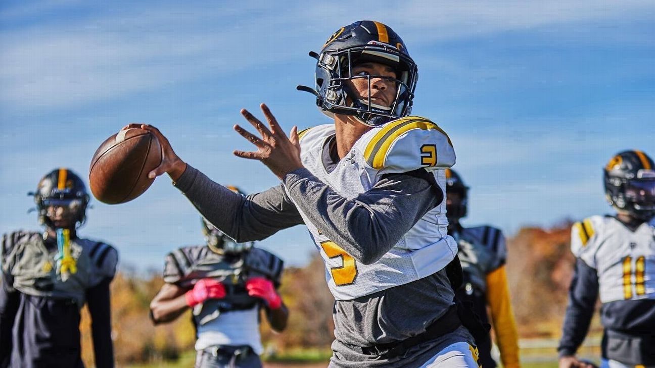 QB Van Buren commits to play for Mississippi St.