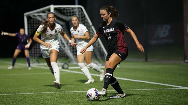 No. 15 South Carolina holds off gritty Boston College