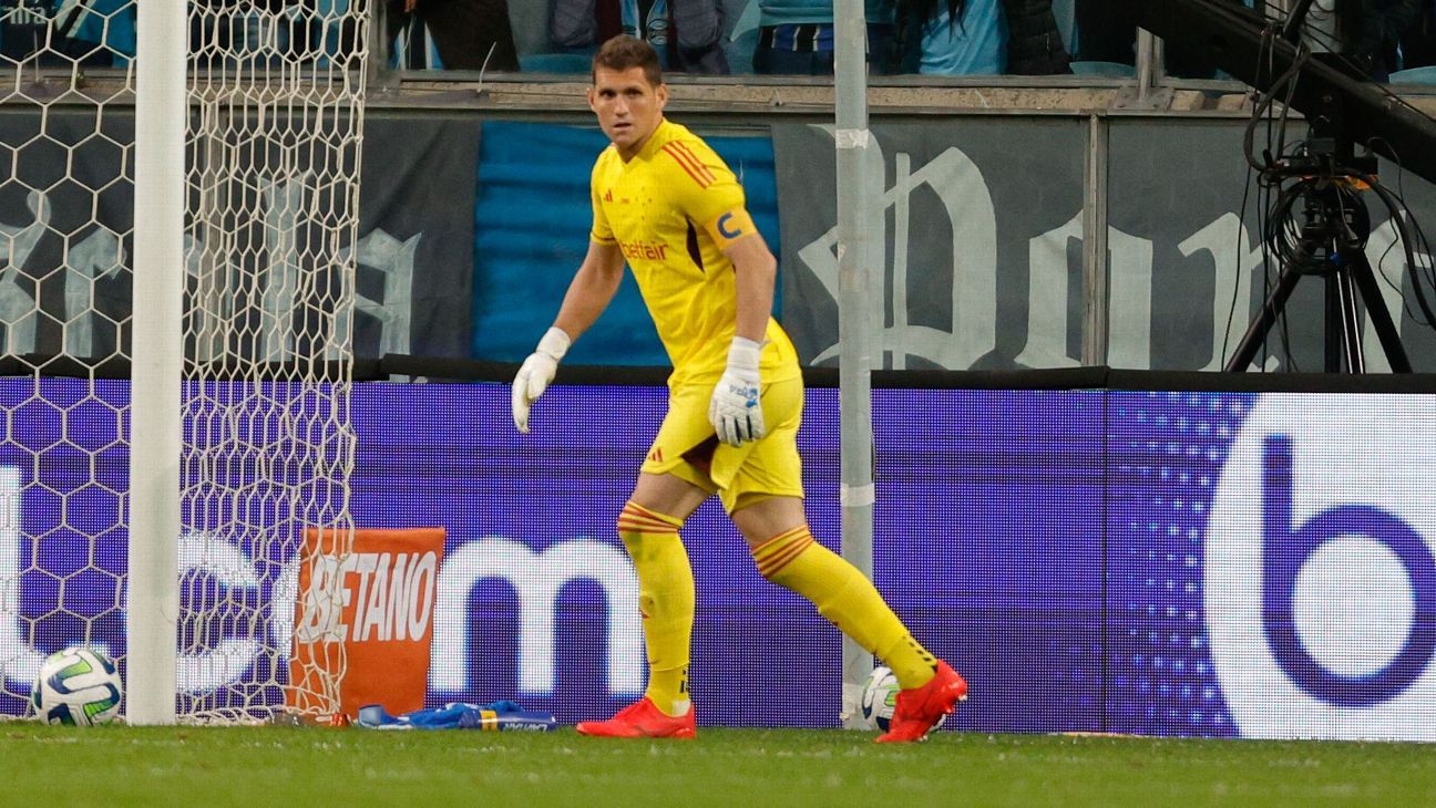 Rafael Cabral desabafa após nova derrota do Cruzeiro: O que aconteceu aqui hoje foi inaceitável