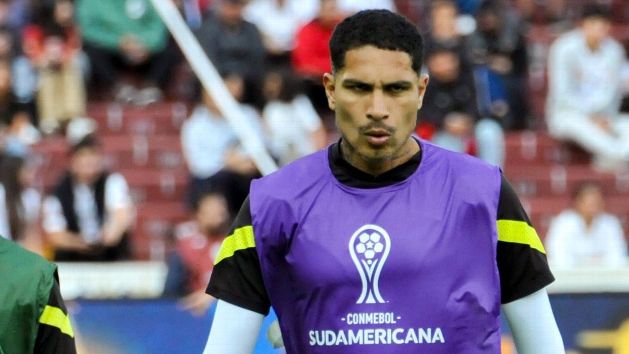 Especulado no futebol brasileiro, Paolo Guerrero é anunciado pelo César Vallejo, do Peru