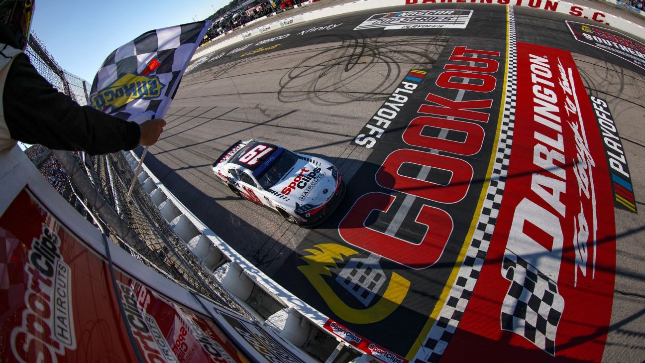 Hamlin passes Hill on final restart for Xfinity win