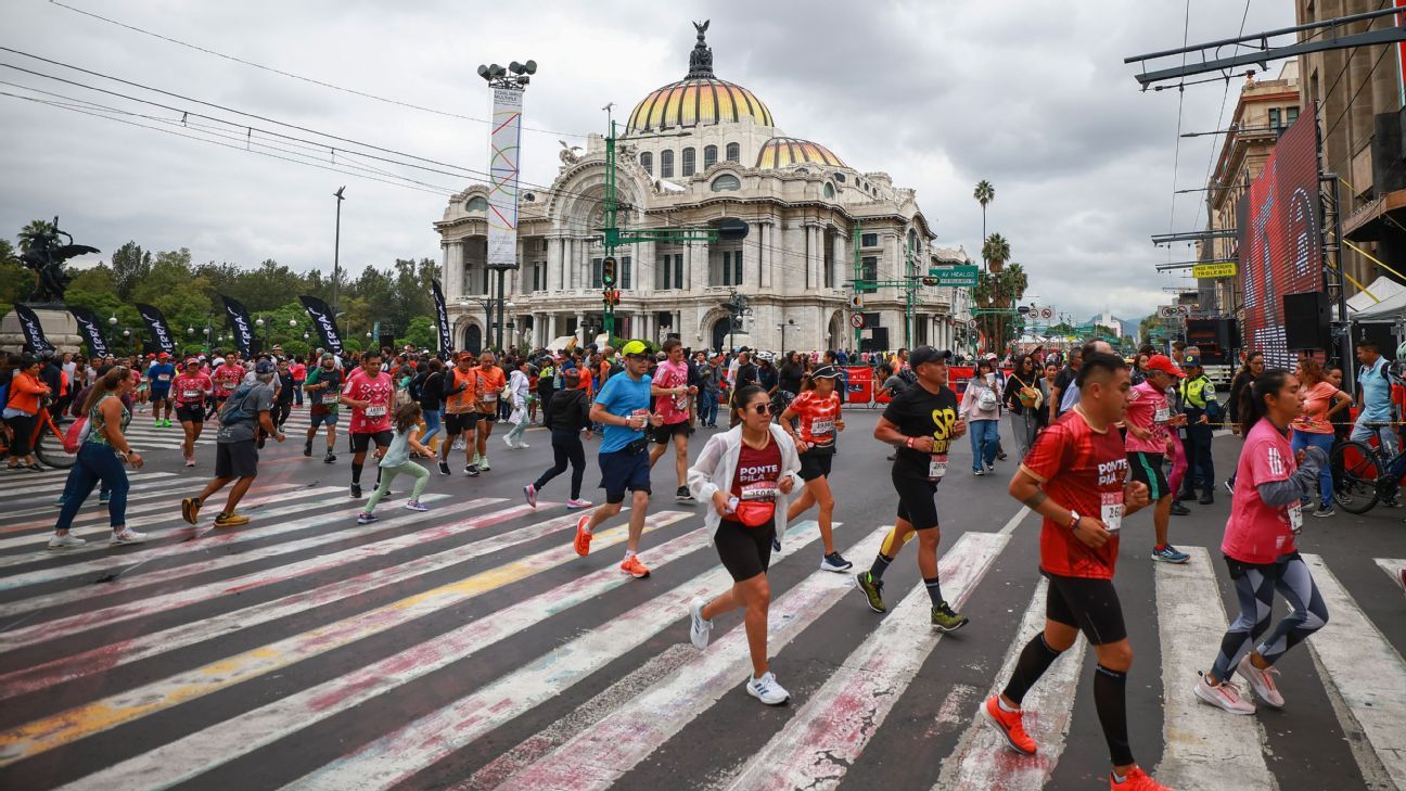 Según informe, 11 mil corredores fueron descalificados del Maratón de la Ciudad de México