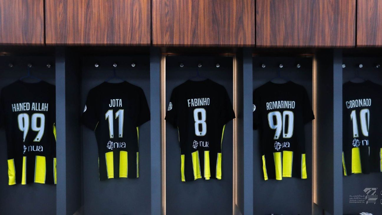 Sem Gustavo Gómez, time de Benzema e Romarinho contrata brasileiro para reforçar a zaga