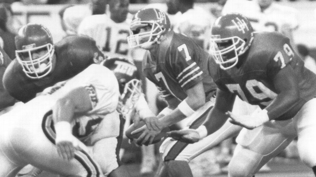 'I'm surprised it wasn't 101-100:' How one 1990 game showed the future of college football