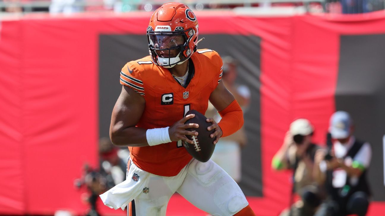 Justin Fields says he was misquoted. We unpack everything the Bears QB said  Wednesday