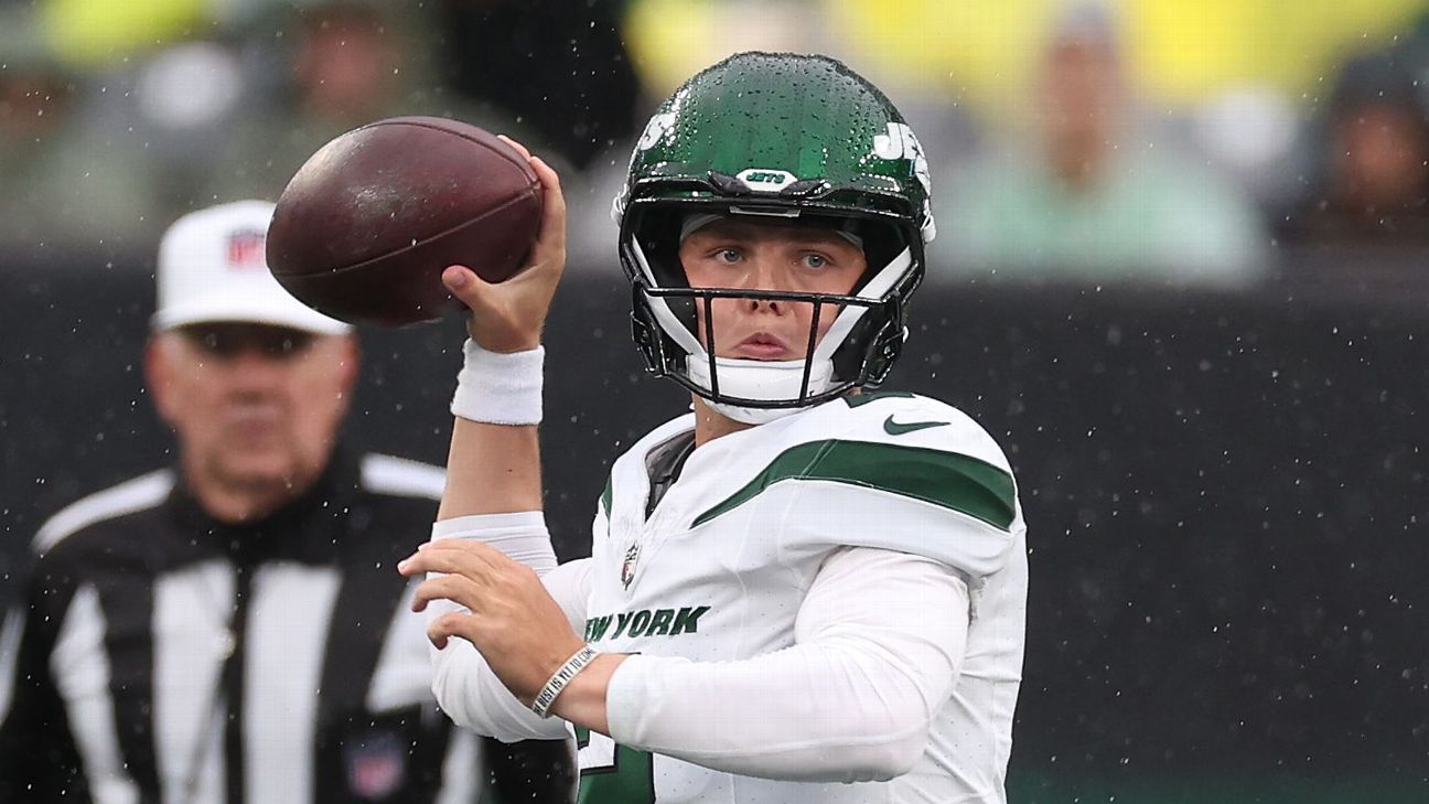 Jets QB Zach Wilson responds to four-interception day: Fans 'should be  booing'