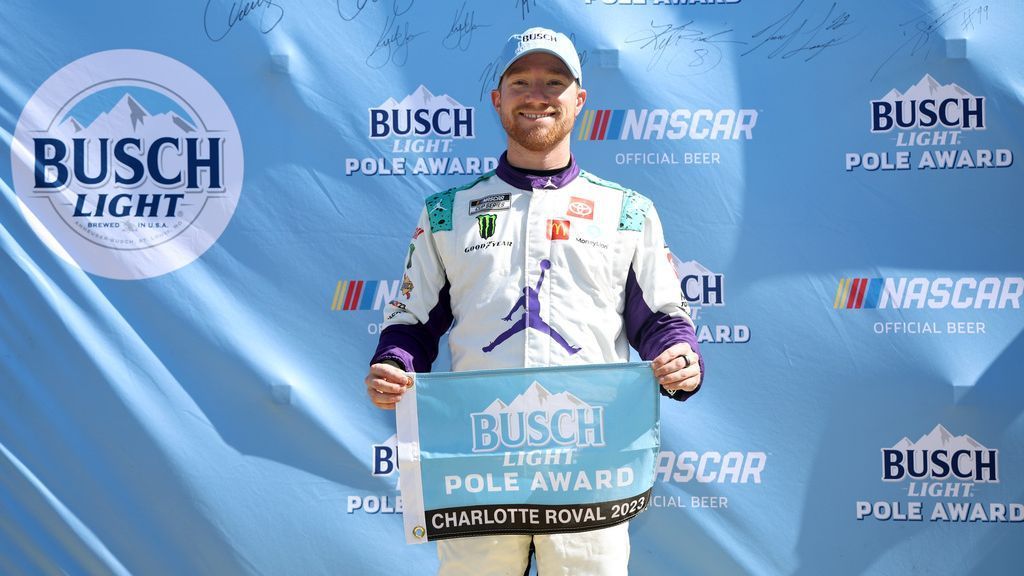 Reddick wins pole for playoff elimination race