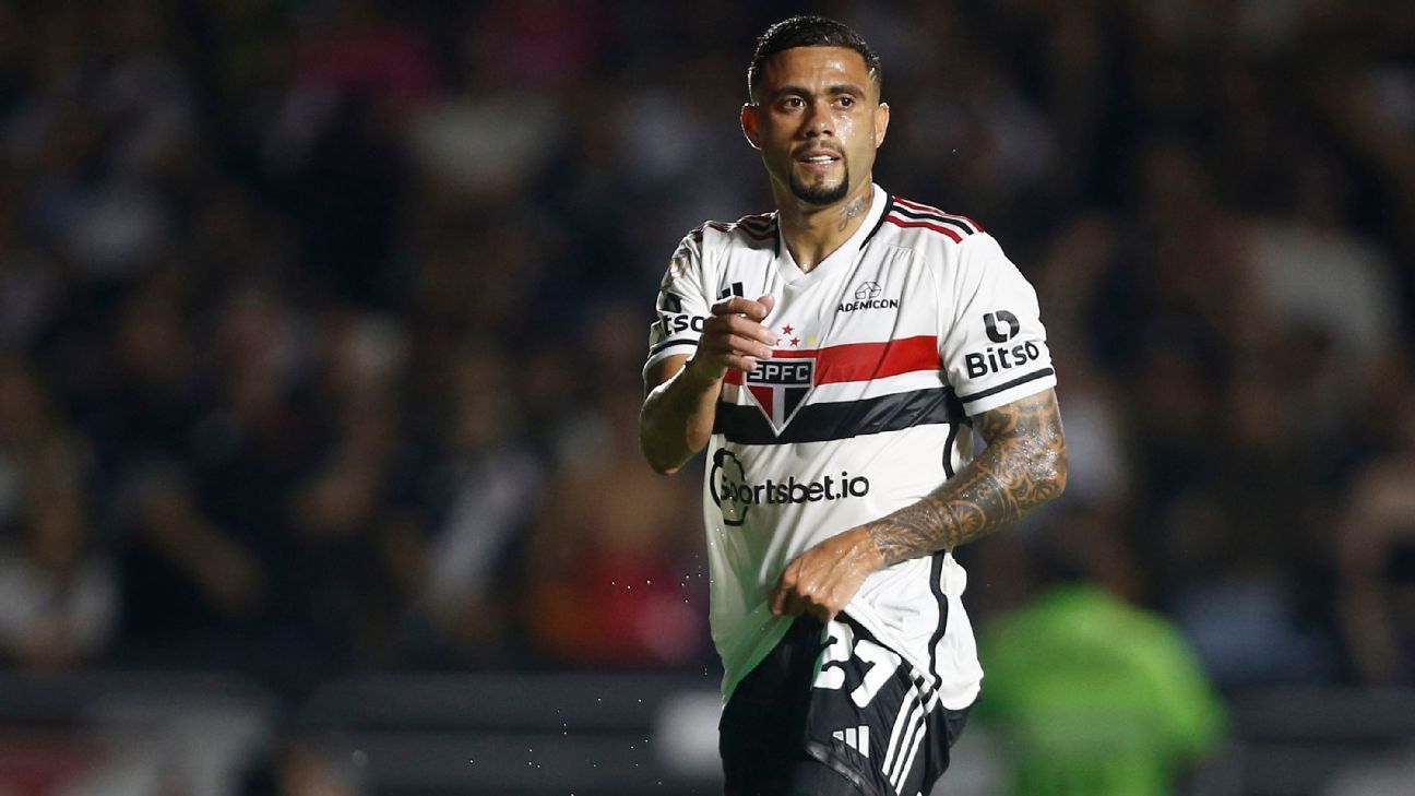 São Paulo empata com Vasco e segue sem vencer fora de casa no