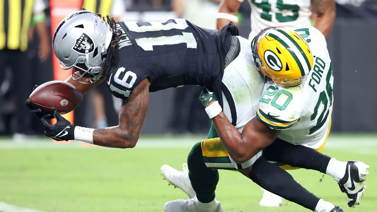 Week 10 NFL game picks: Raiders defeat struggling Chiefs; Packers